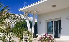 White Home